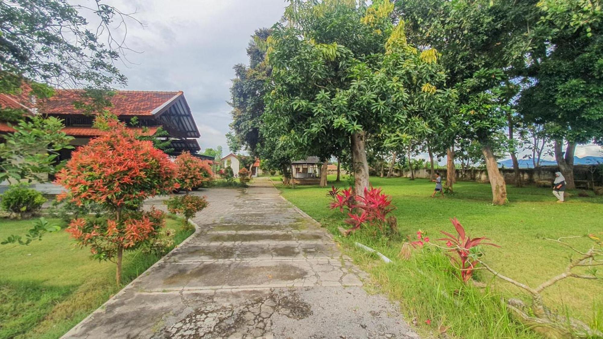 Villa Pakis Residence Banyuwangi Banyuwangi  Exterior foto